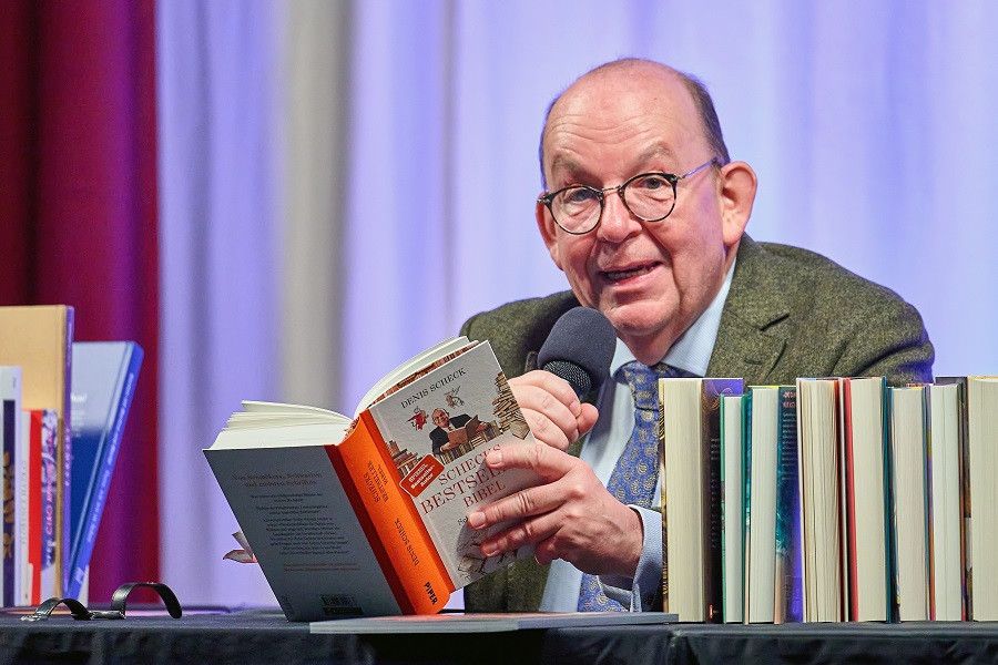 Mit Denis Scheck durch die literarische Welt 2024