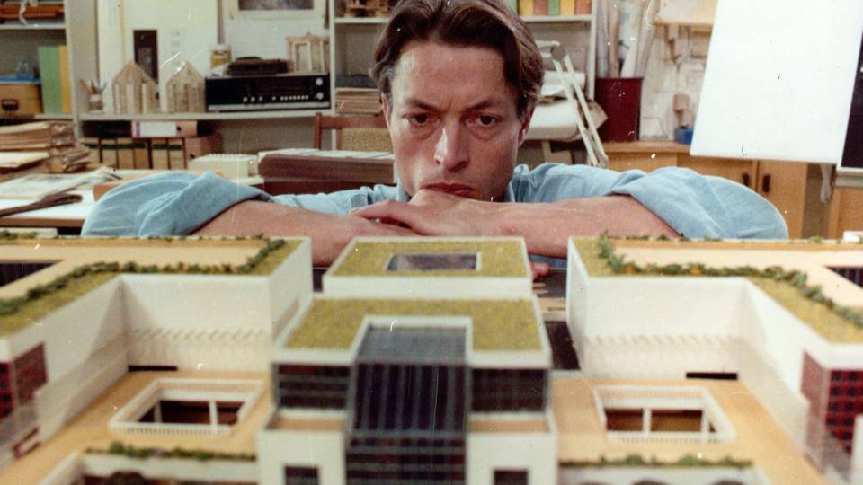 BEGINN DES DEFA-SPECIALS MIT „DIE ARCHITEKTEN“ Thumbnail