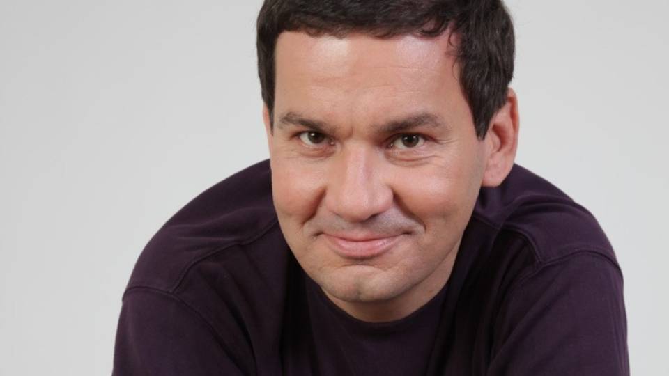 MORITZ NETENJAKOB ALS EIN-MANN-ENSEMBLE Thumbnail