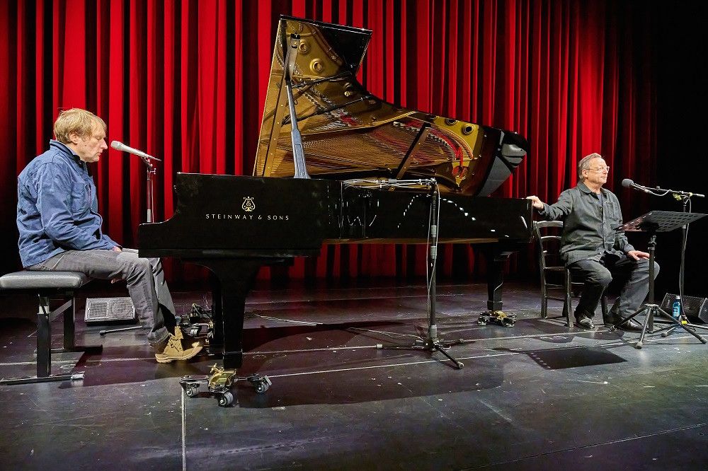 Matthias Brandt & Jens Thomas: Dämon. Eine Wort-Musik-Collage über Wahn und Schrecken