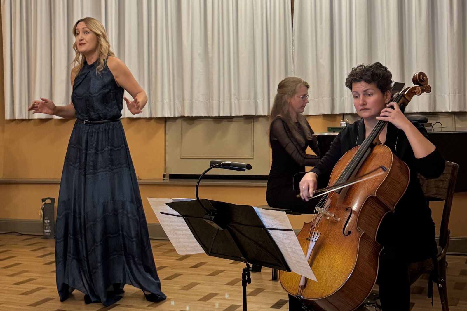 Port-Bou. In memoriam Walter Benjamin