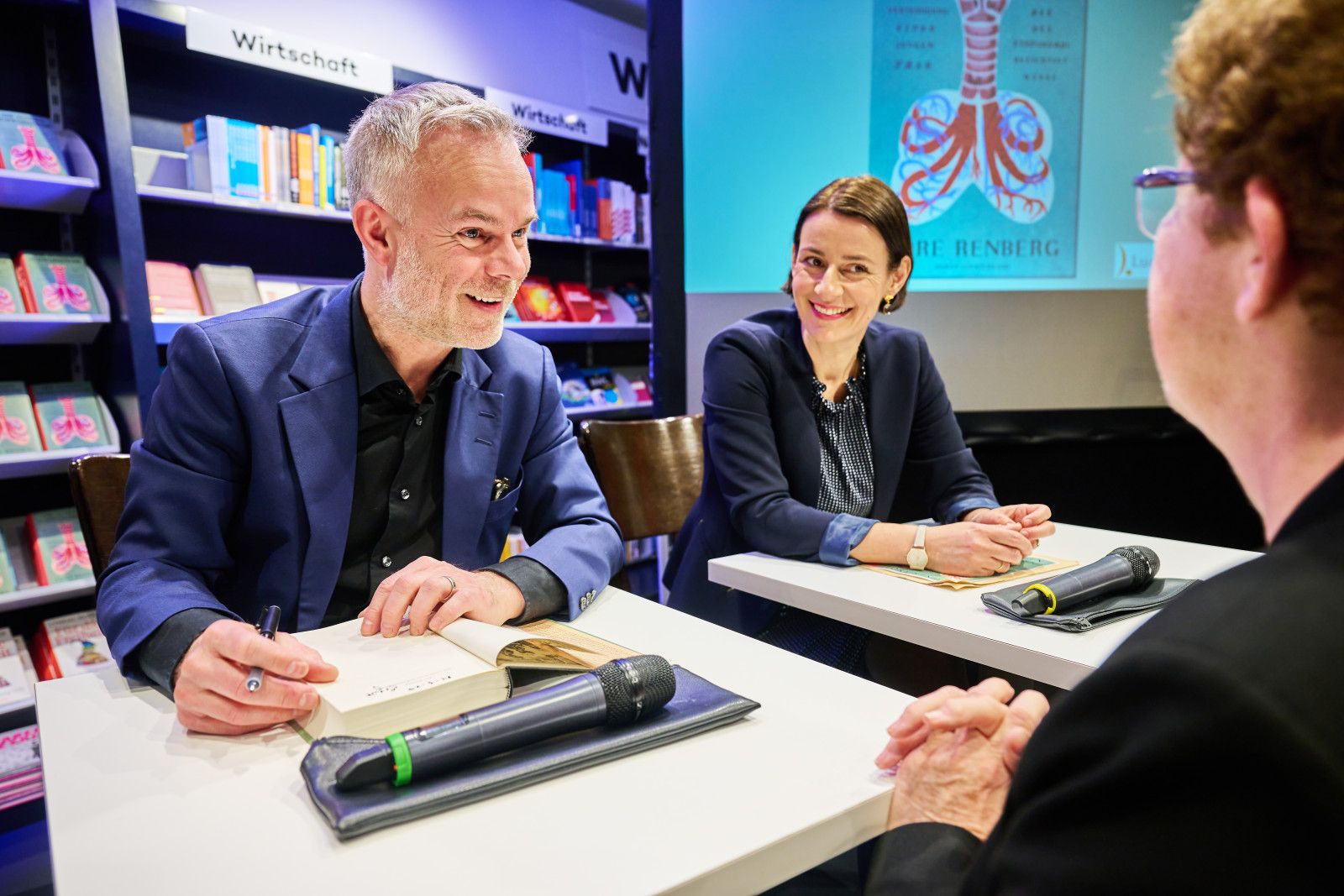 Tore Renberg & Annett Renneberg: Die Lungenschwimmprobe